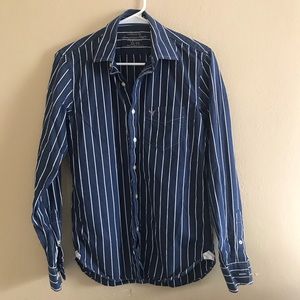 American Eagle Fitting Striped Shirt Button Down